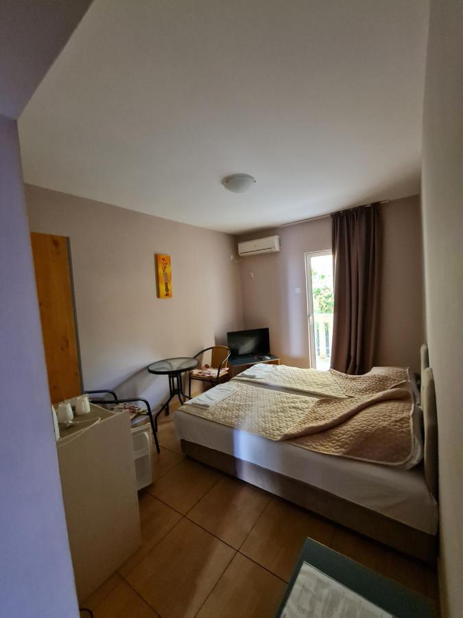 Hibiscus Guest House Budva Ngoại thất bức ảnh